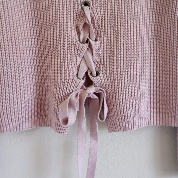 Lace Back Sweater in brown taupe by Moon &Madison - Picture 3 of 5